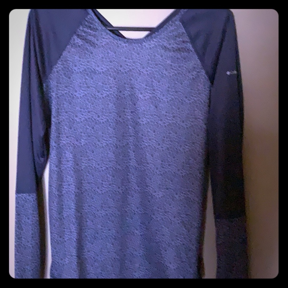 Columbia dry-fit Omni-Shade